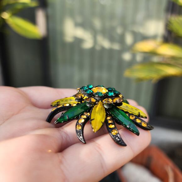 Vtg Selro Selini Brooch Japanned Amber Green Yellow Glass Marquise Rhinestones - Picture 7 of 10